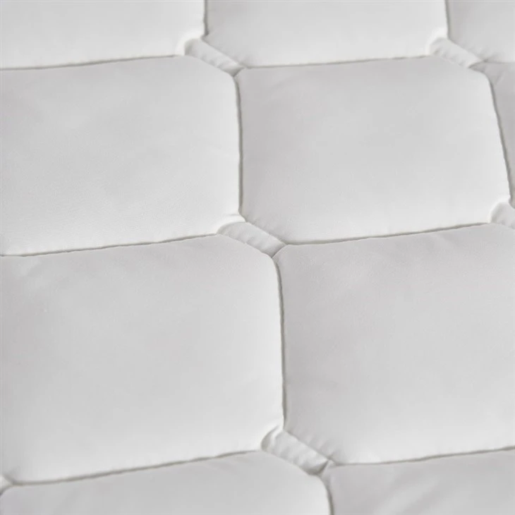 White Comfortable Polyester Mattress Protector high quality
